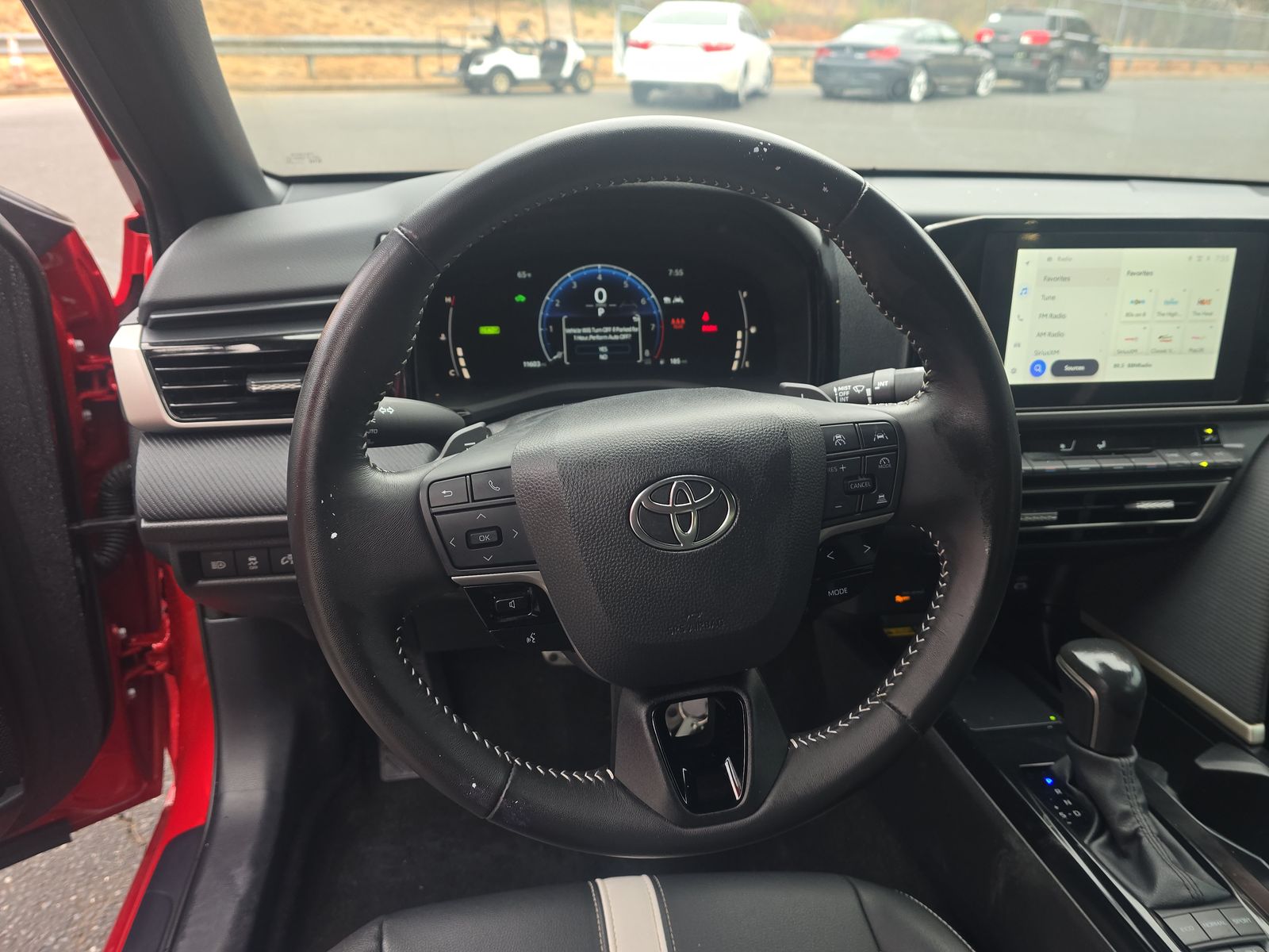 2025 Toyota Camry SE FWD