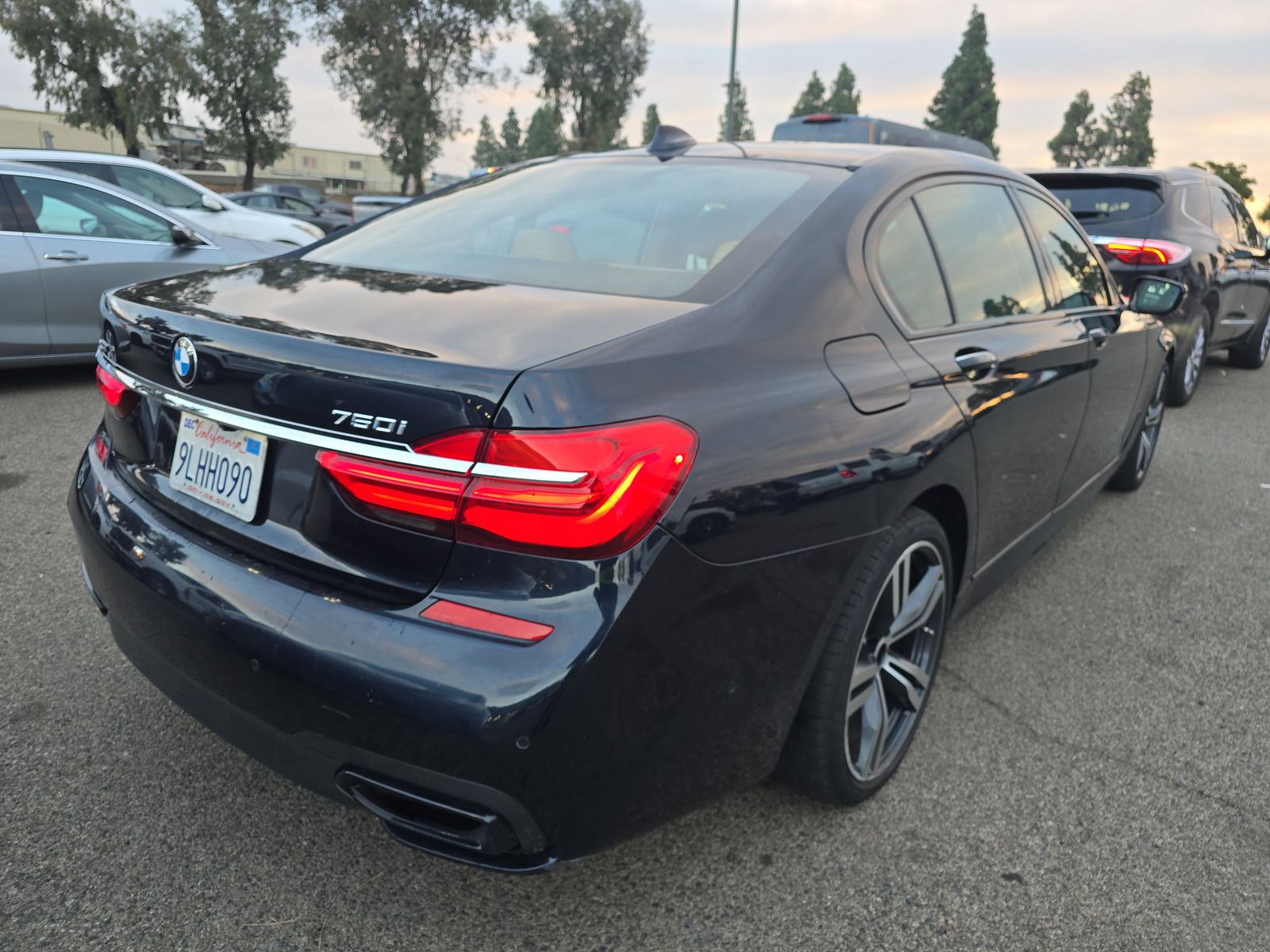 2016 BMW 7 Series 750i xDrive AWD