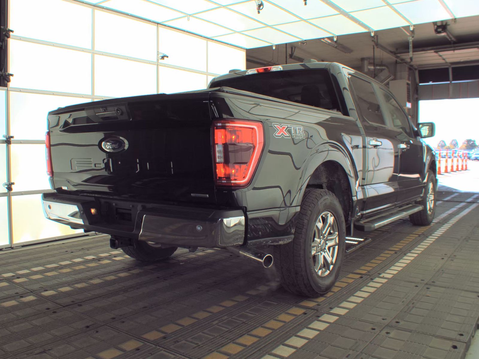 2023 Ford F-150 XLT AWD