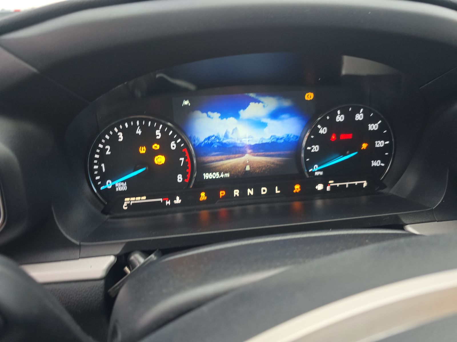 2023 Ford Explorer XLT AWD