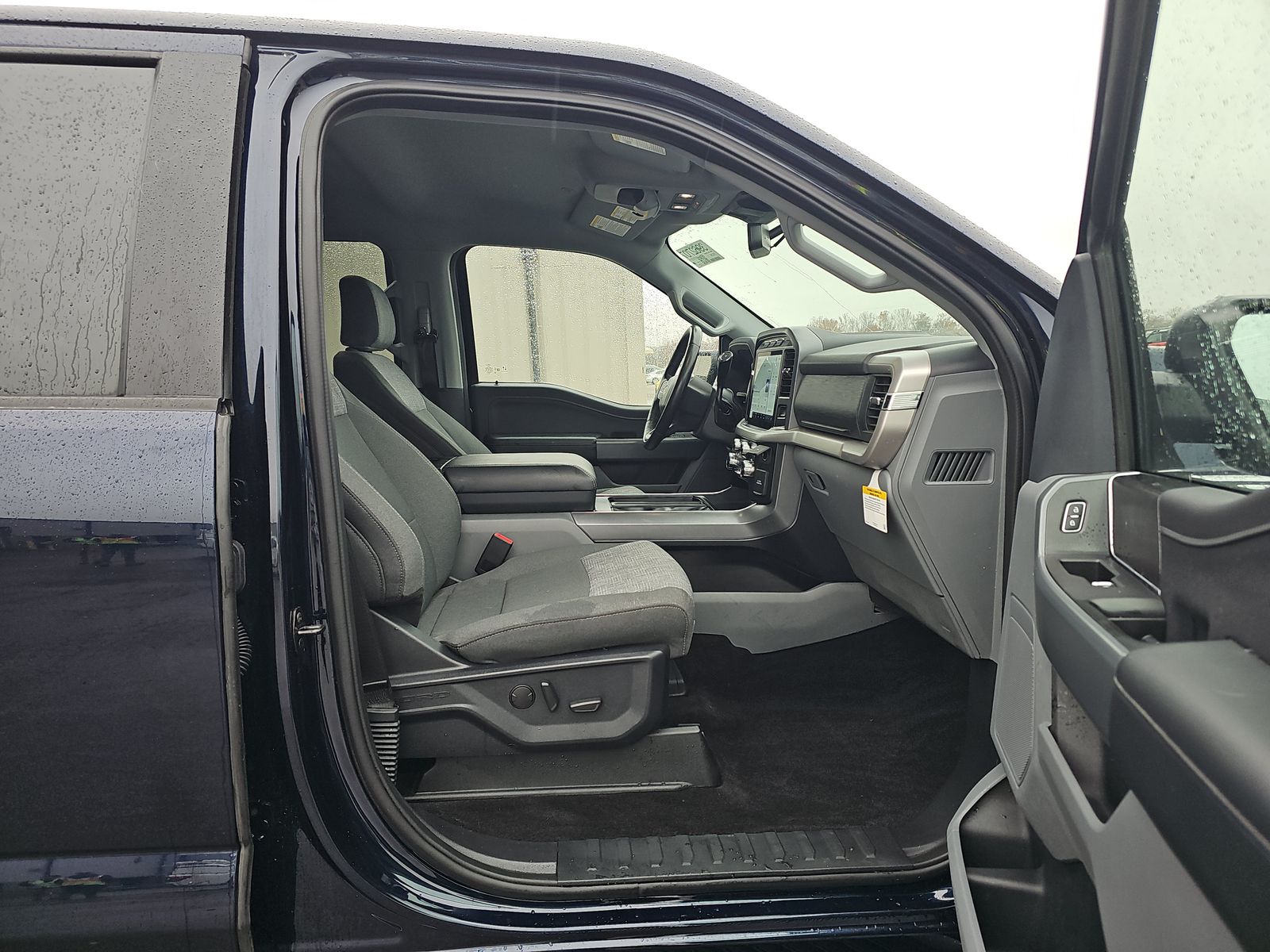 2022 Ford F-150 XLT AWD