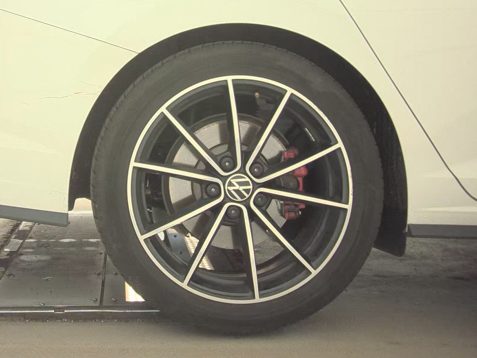 2025 Volkswagen Jetta 2.0T GLI Autobahn FWD