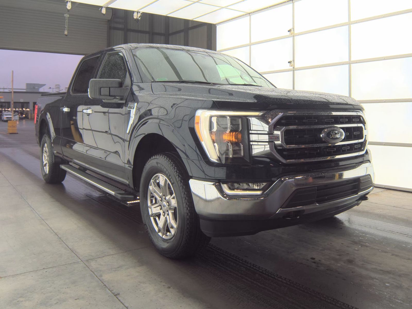 2022 Ford F-150 XLT AWD