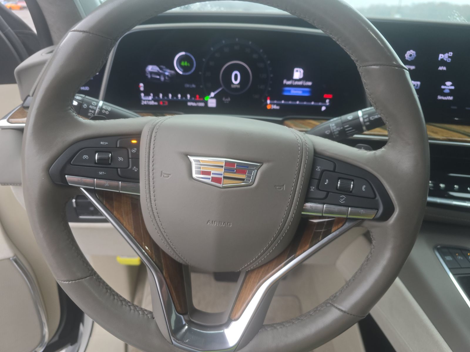 2023 Cadillac Escalade Premium Luxury Platinum FWD