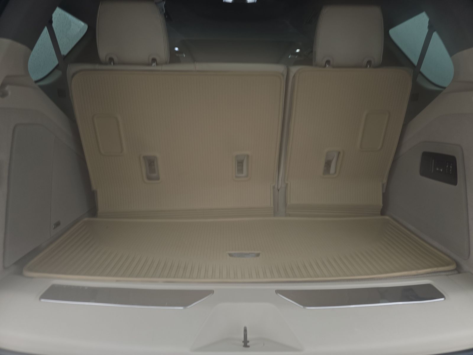 2023 Cadillac Escalade Premium Luxury Platinum FWD