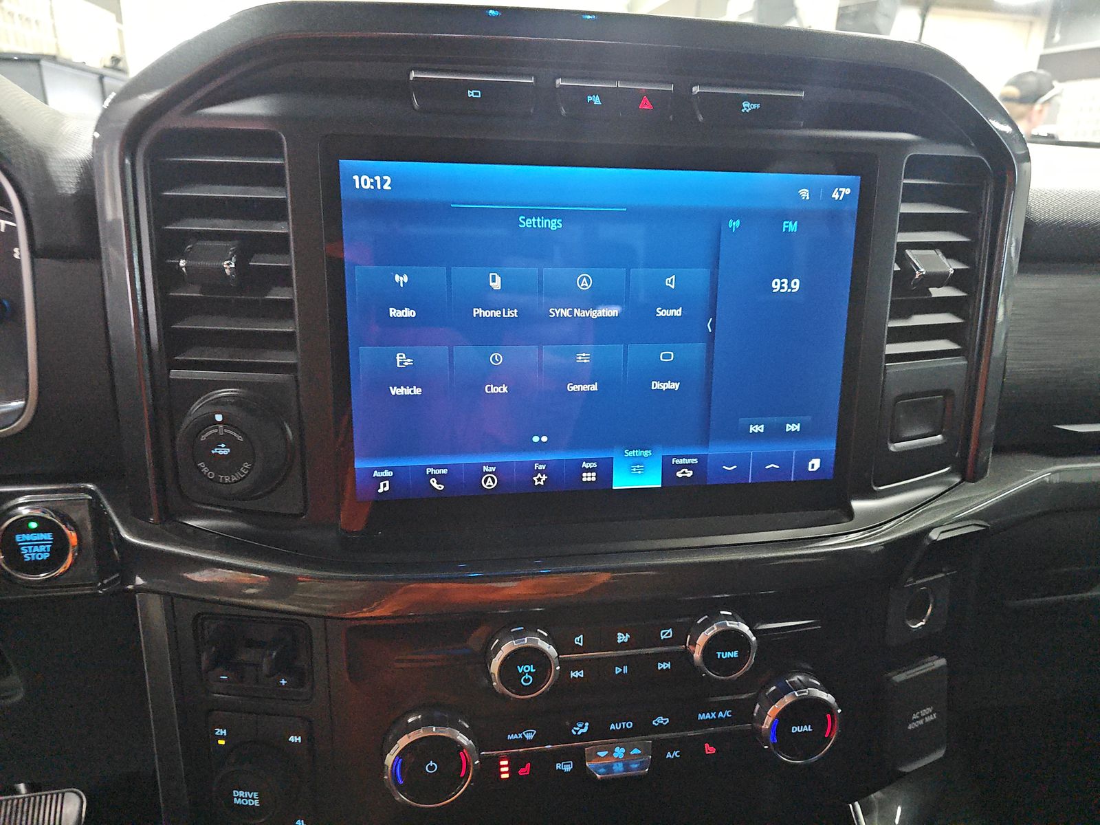 2023 Ford F-150 XLT AWD