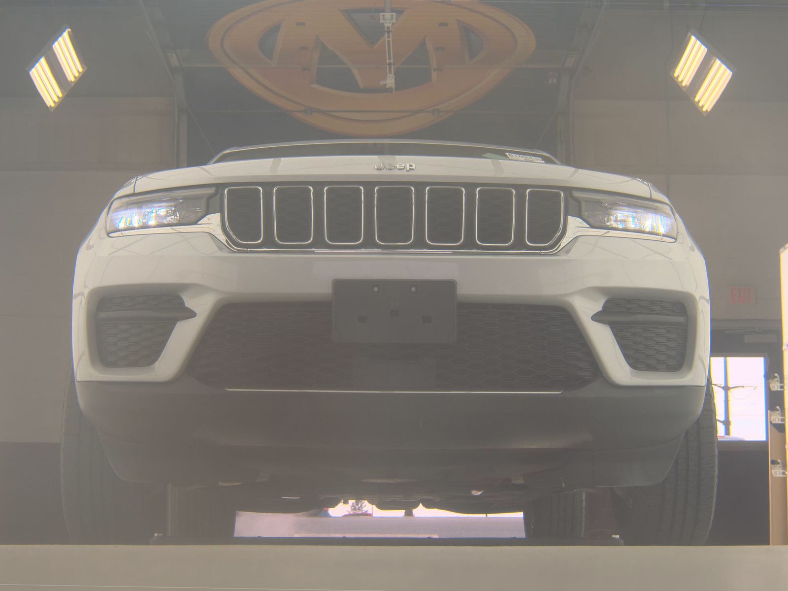 2022 Jeep Grand Cherokee Laredo AWD