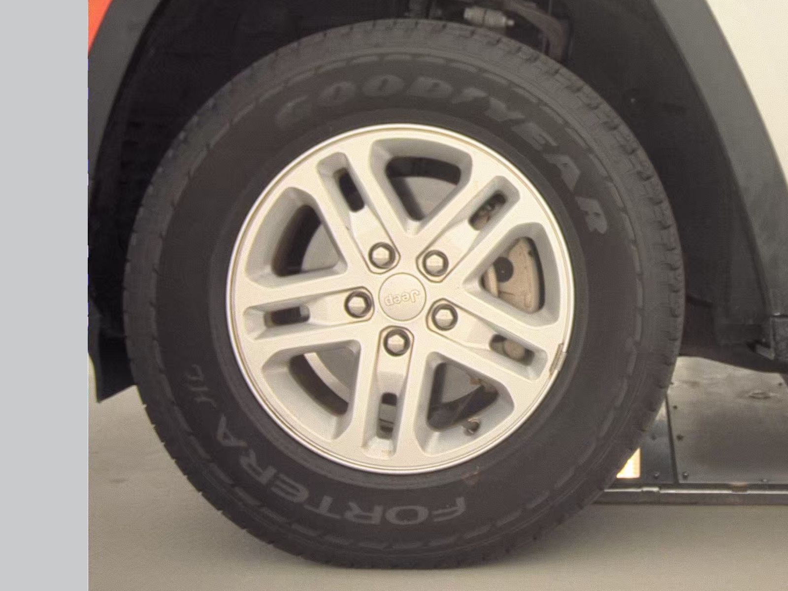 2022 Jeep Grand Cherokee Laredo AWD