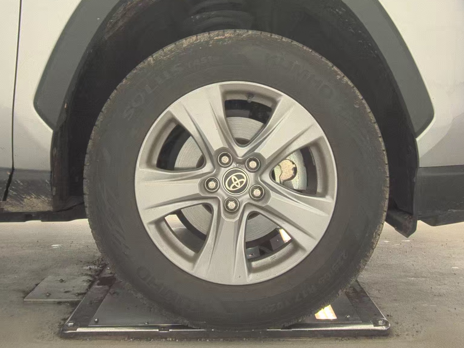 2024 Toyota RAV4 XLE AWD