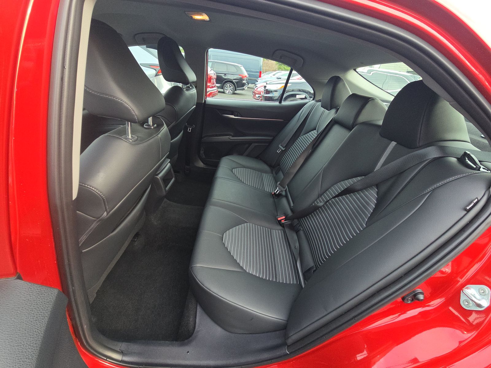 2024 Toyota Camry SE FWD