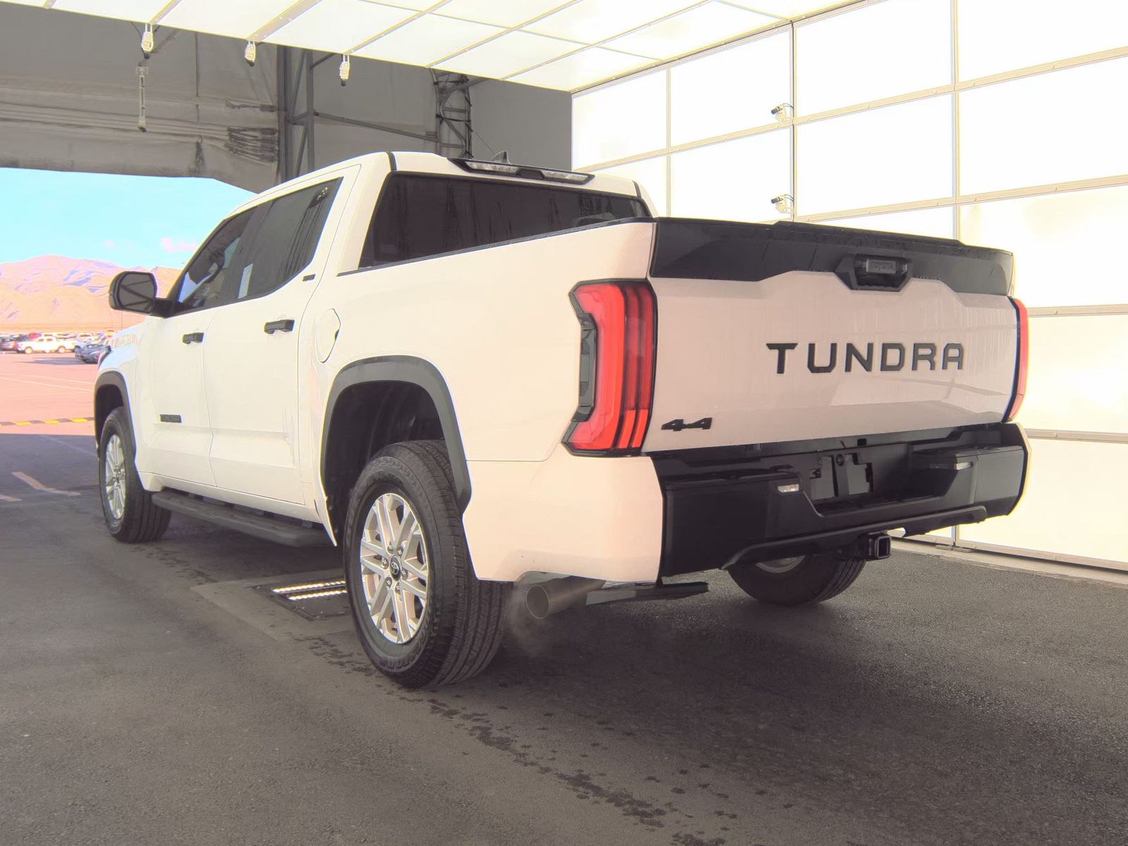 2025 Toyota Tundra SR5 AWD