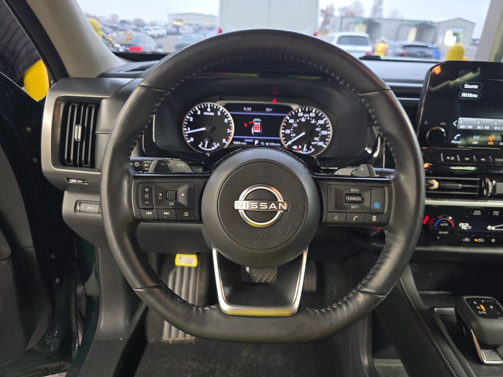 2024 Nissan Pathfinder SL FWD