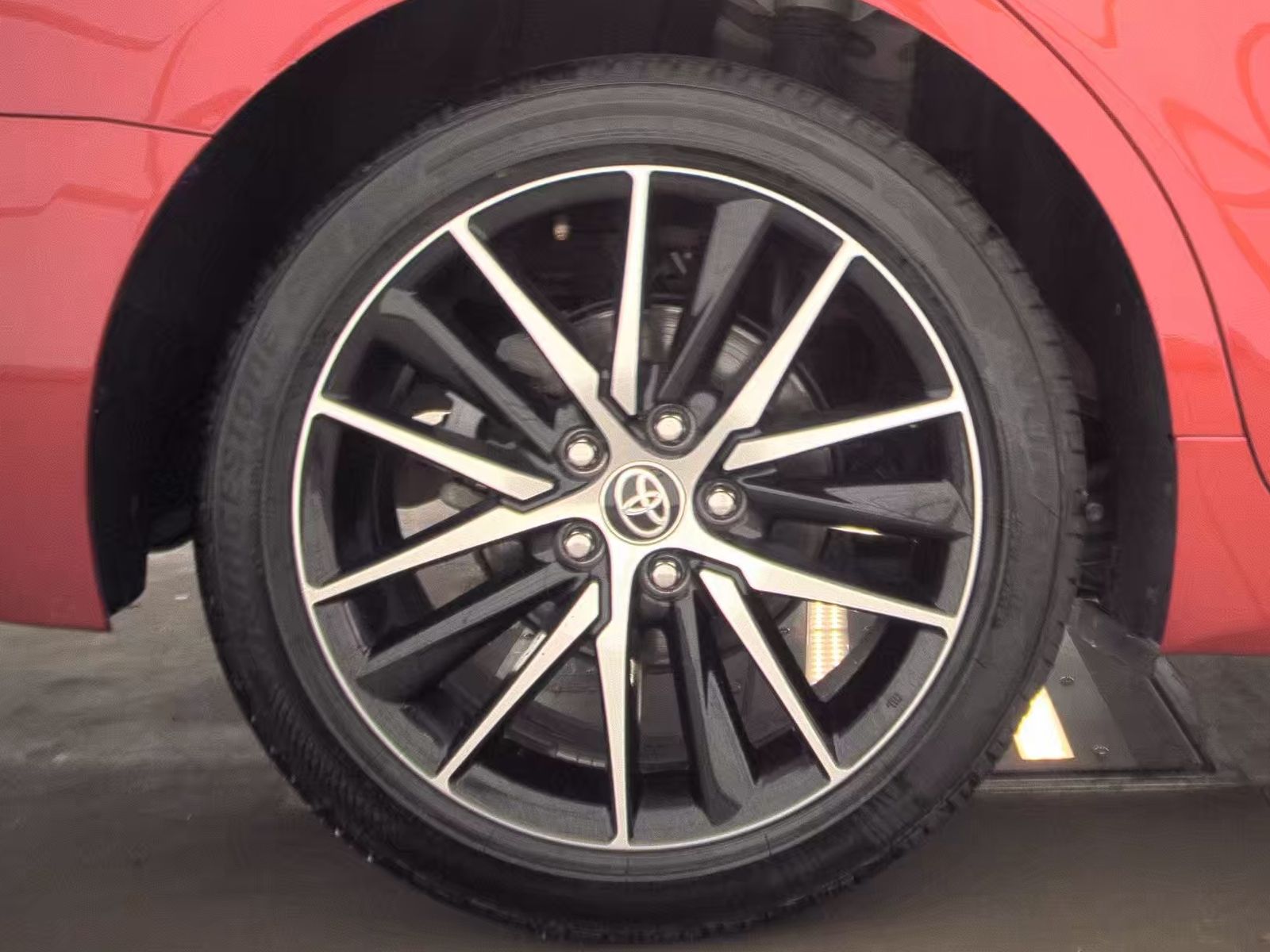 2024 Toyota Camry SE FWD