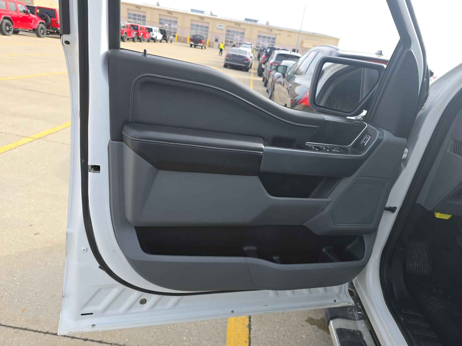 2024 Ford F-150 XLT AWD