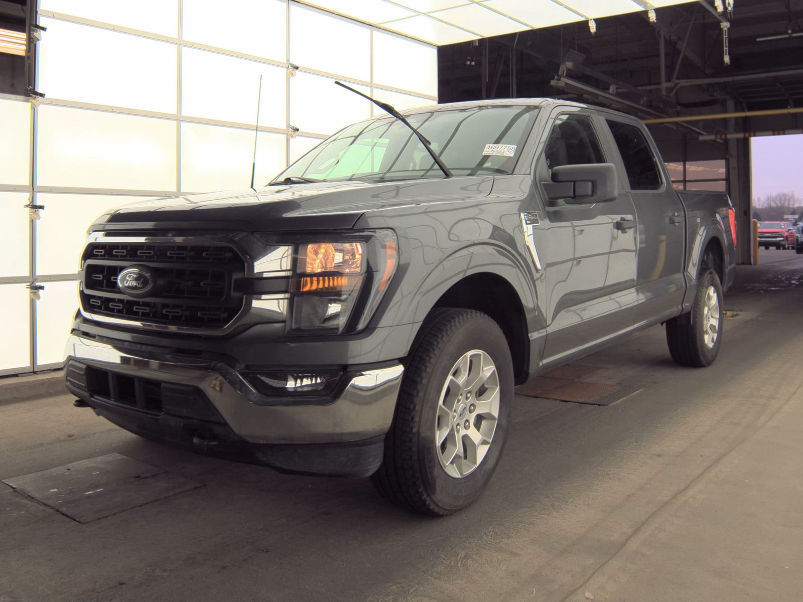 2023 Ford F-150 XLT AWD