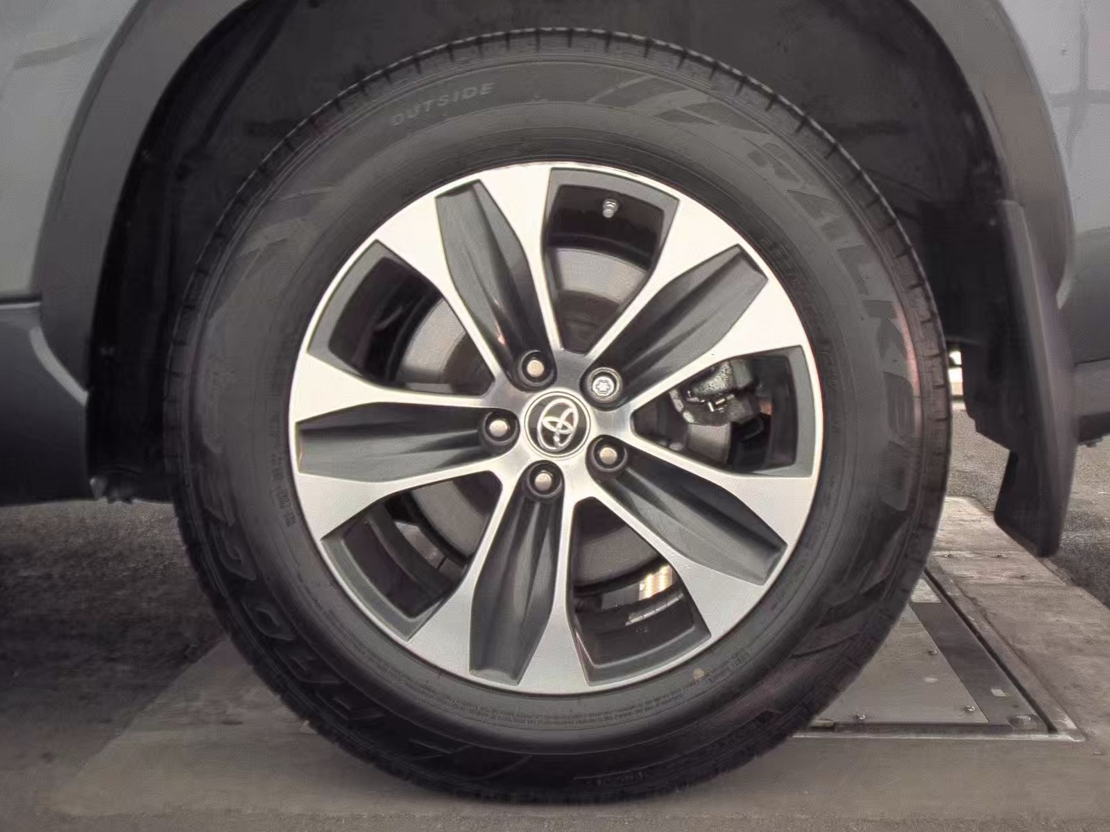 2020 Toyota Highlander XLE AWD