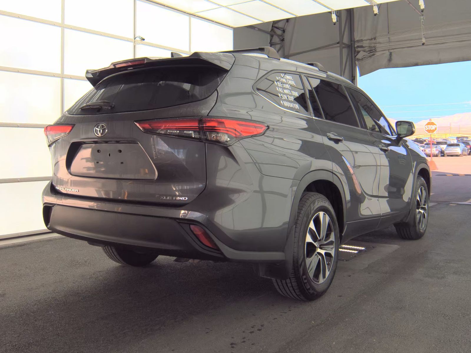 2020 Toyota Highlander XLE AWD