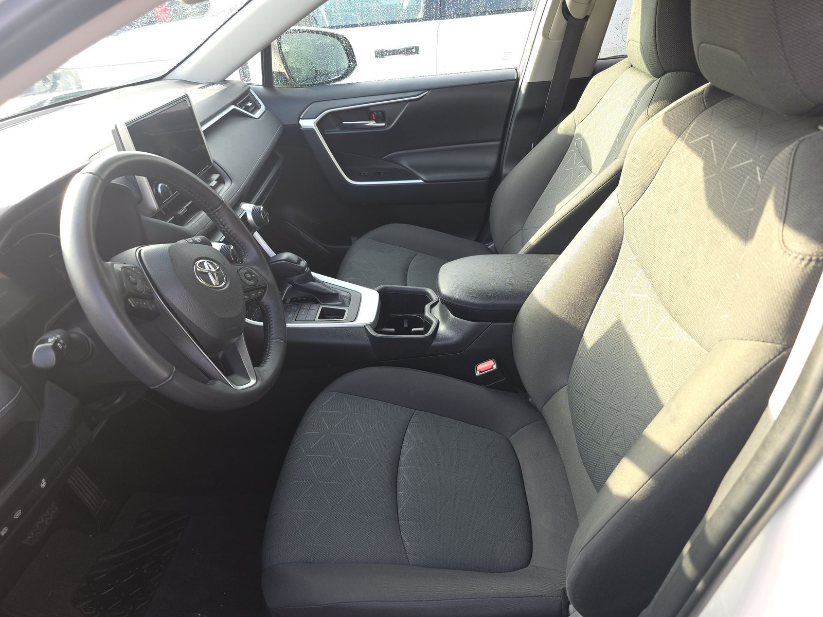 2024 Toyota RAV4 XLE AWD