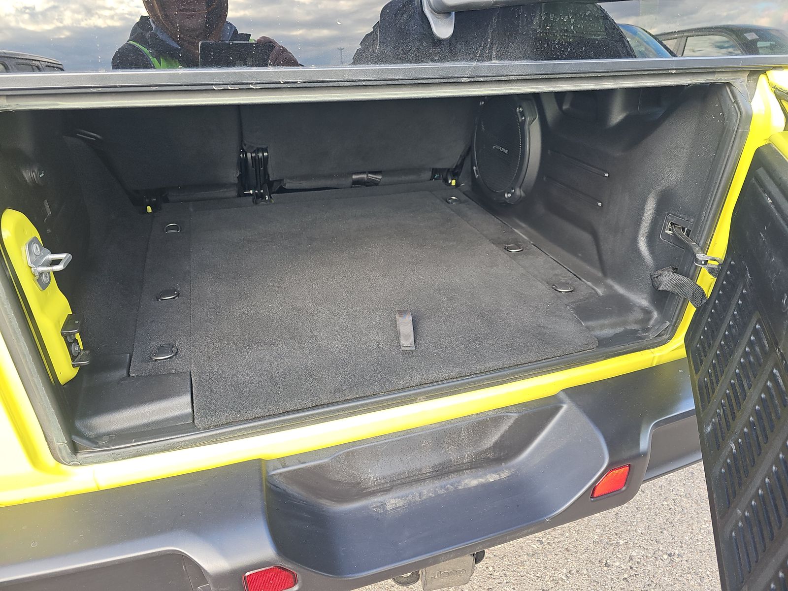 2022 Jeep Wrangler Unlimited High Tide Edition AWD