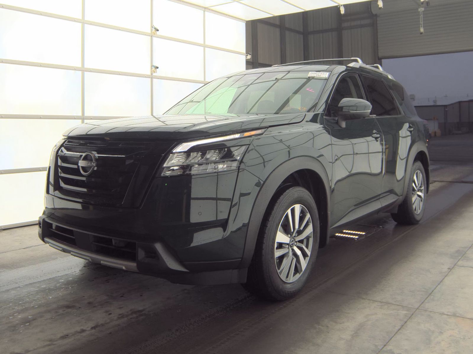 2024 Nissan Pathfinder SL FWD