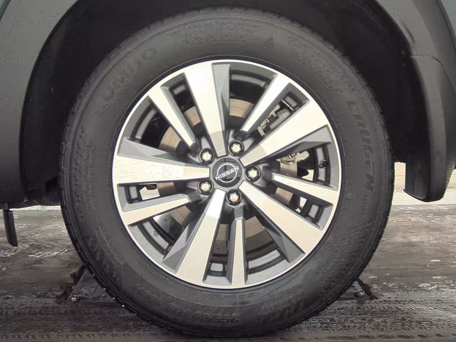 2024 Nissan Pathfinder SL FWD