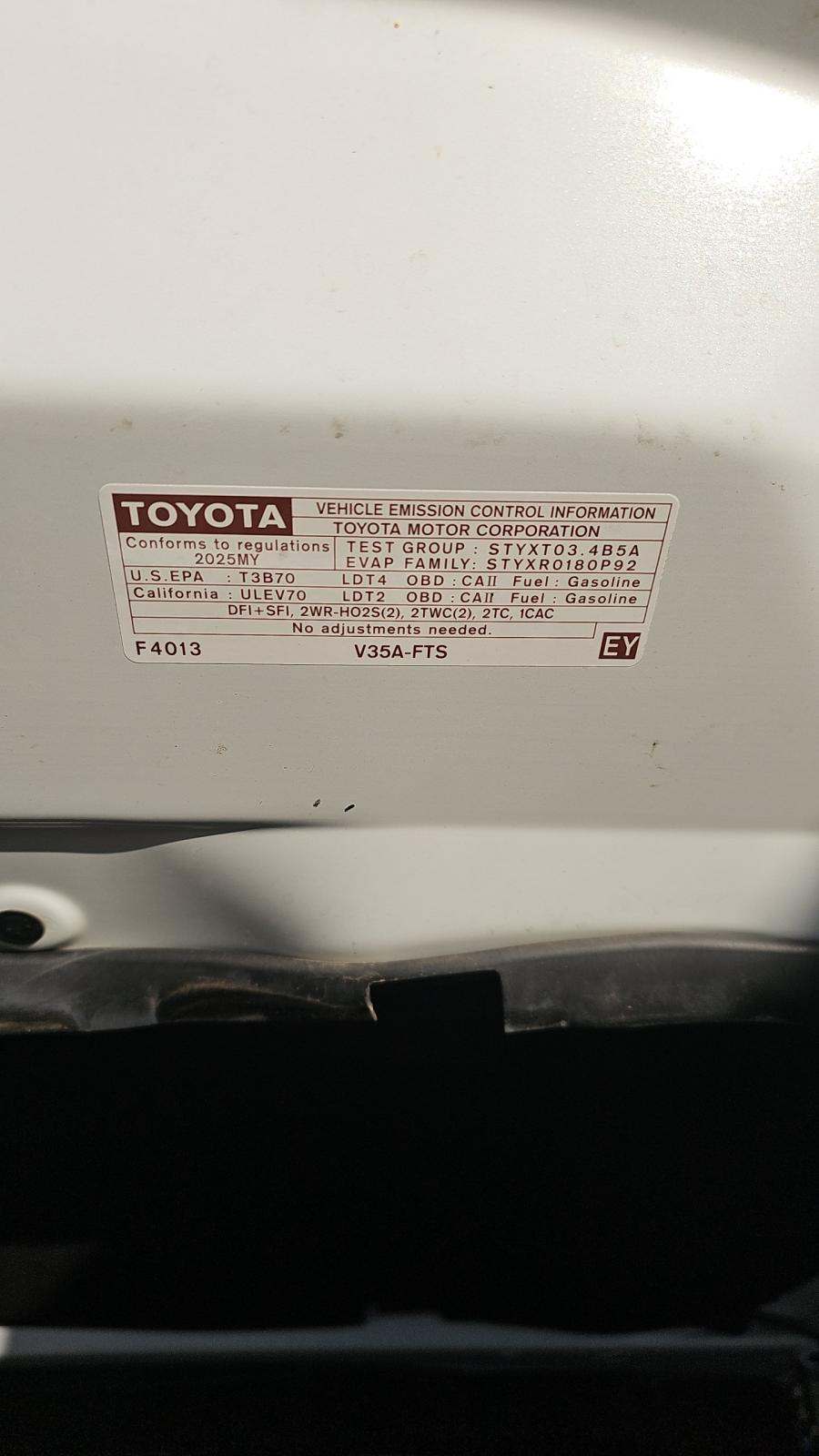 2025 Toyota Tundra SR5 AWD