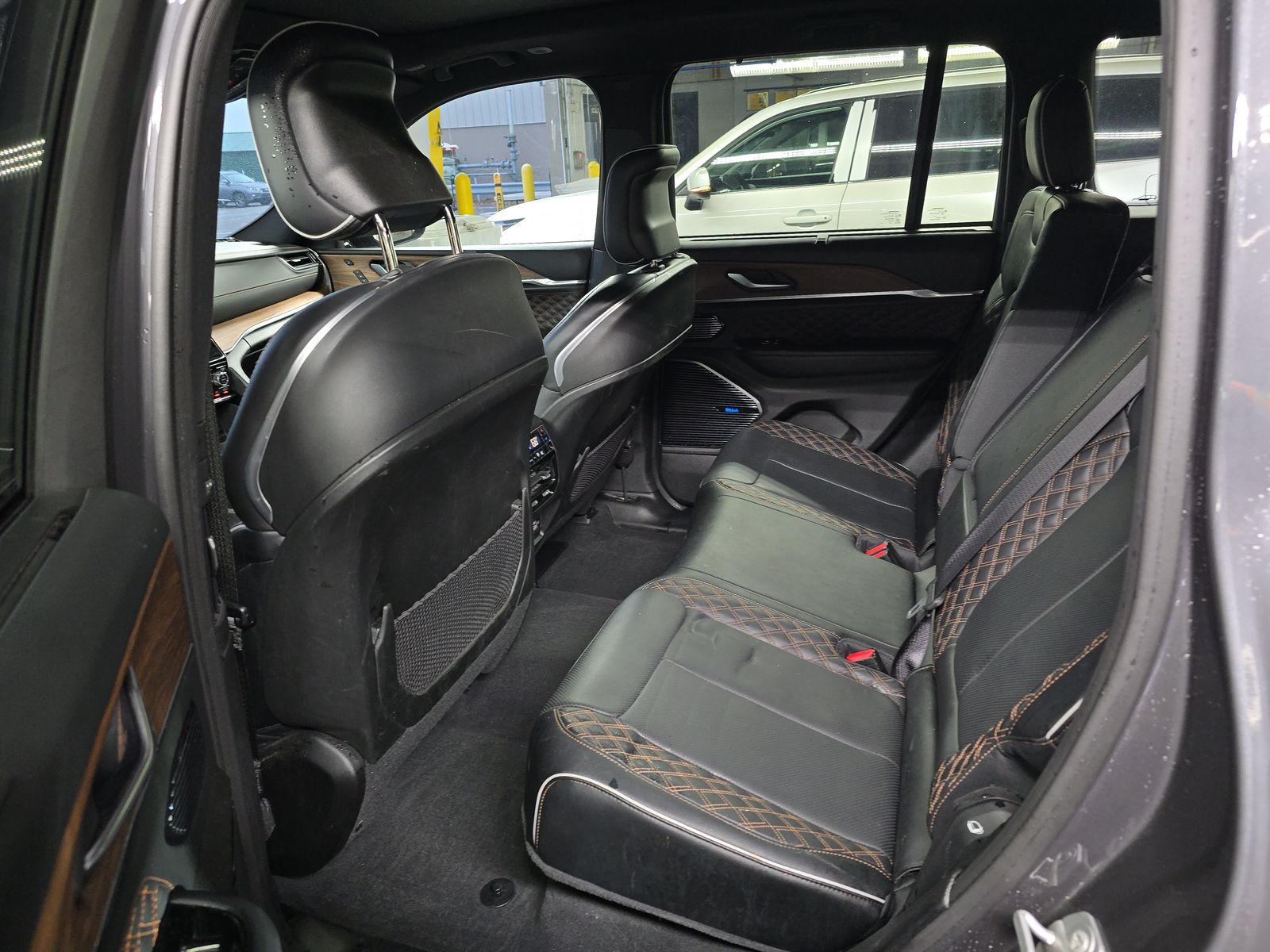 2022 Jeep Grand Cherokee Summit AWD