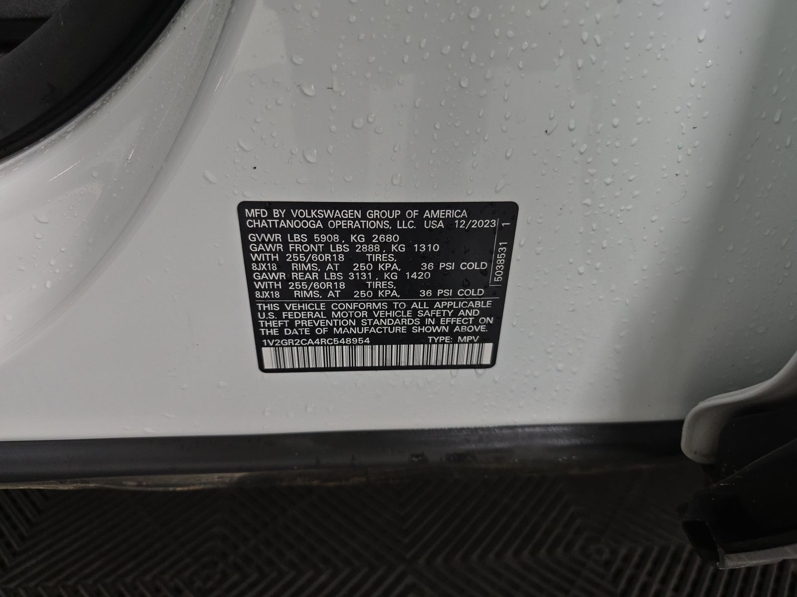 2024 Volkswagen Atlas 2.0T Peak Edition SEL AWD