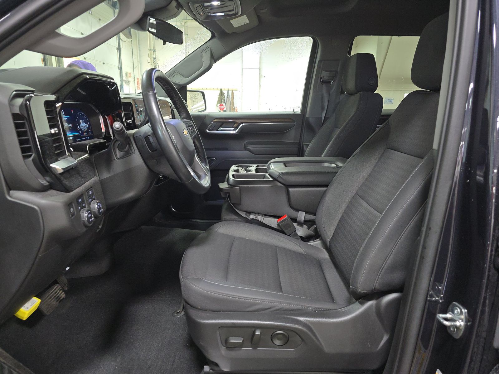 2023 Chevrolet Silverado 1500 LT AWD