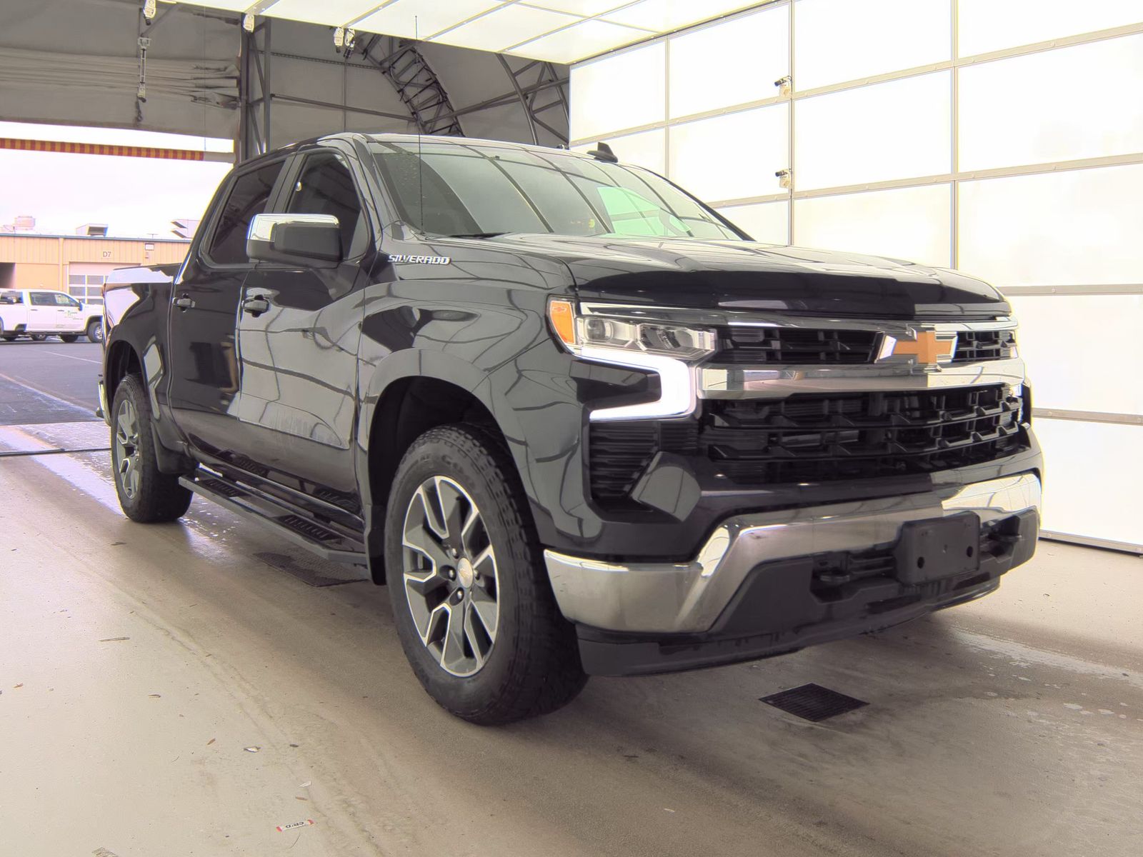 2023 Chevrolet Silverado 1500 LT AWD
