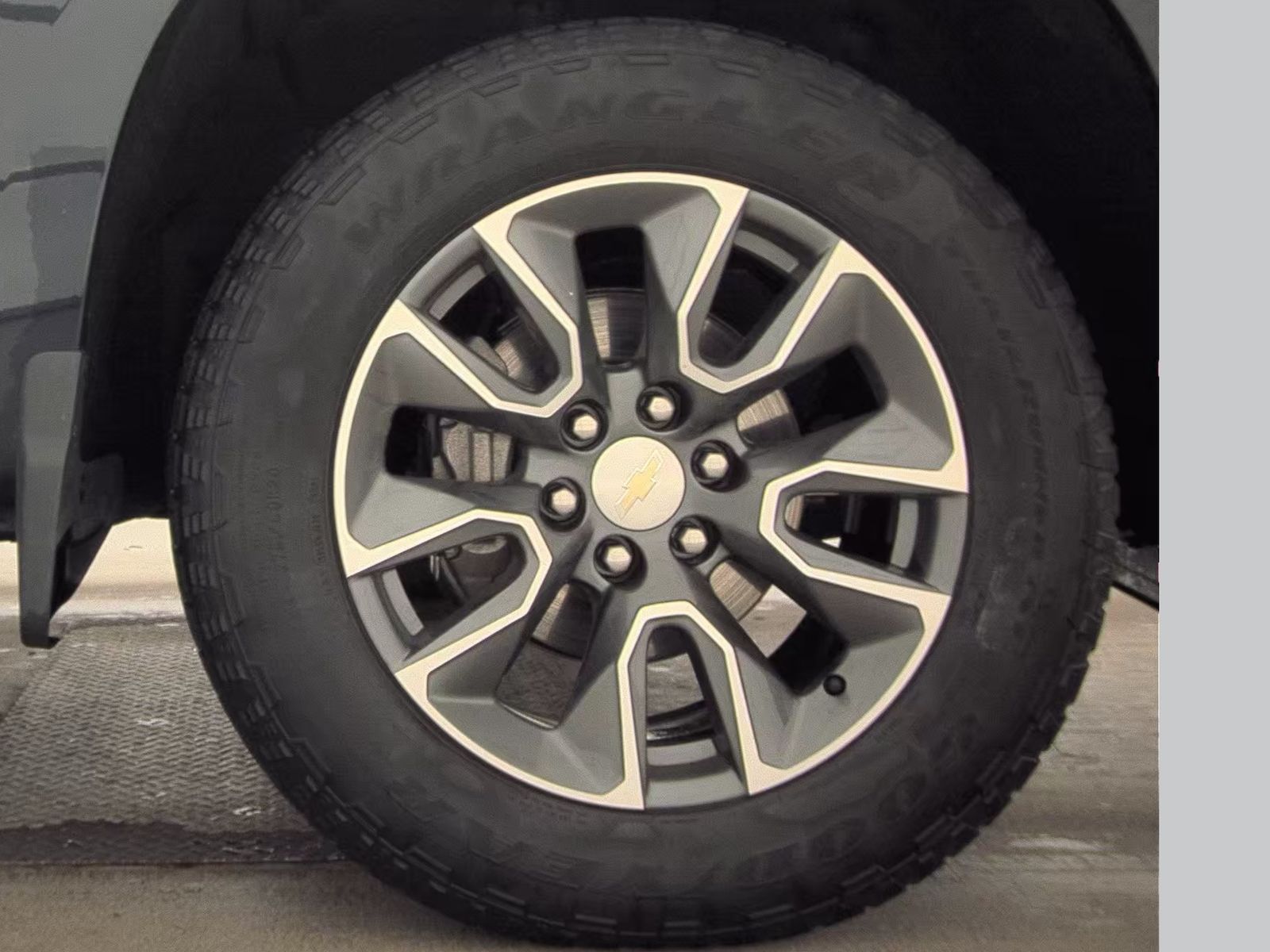 2023 Chevrolet Silverado 1500 LT AWD