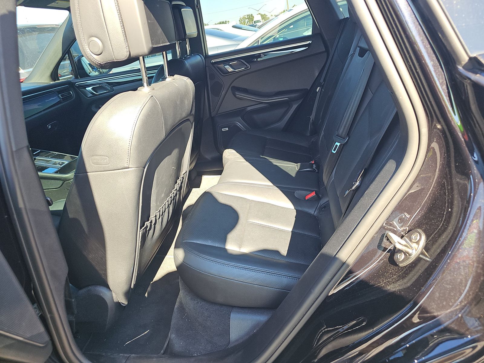 2022 Porsche Macan S AWD