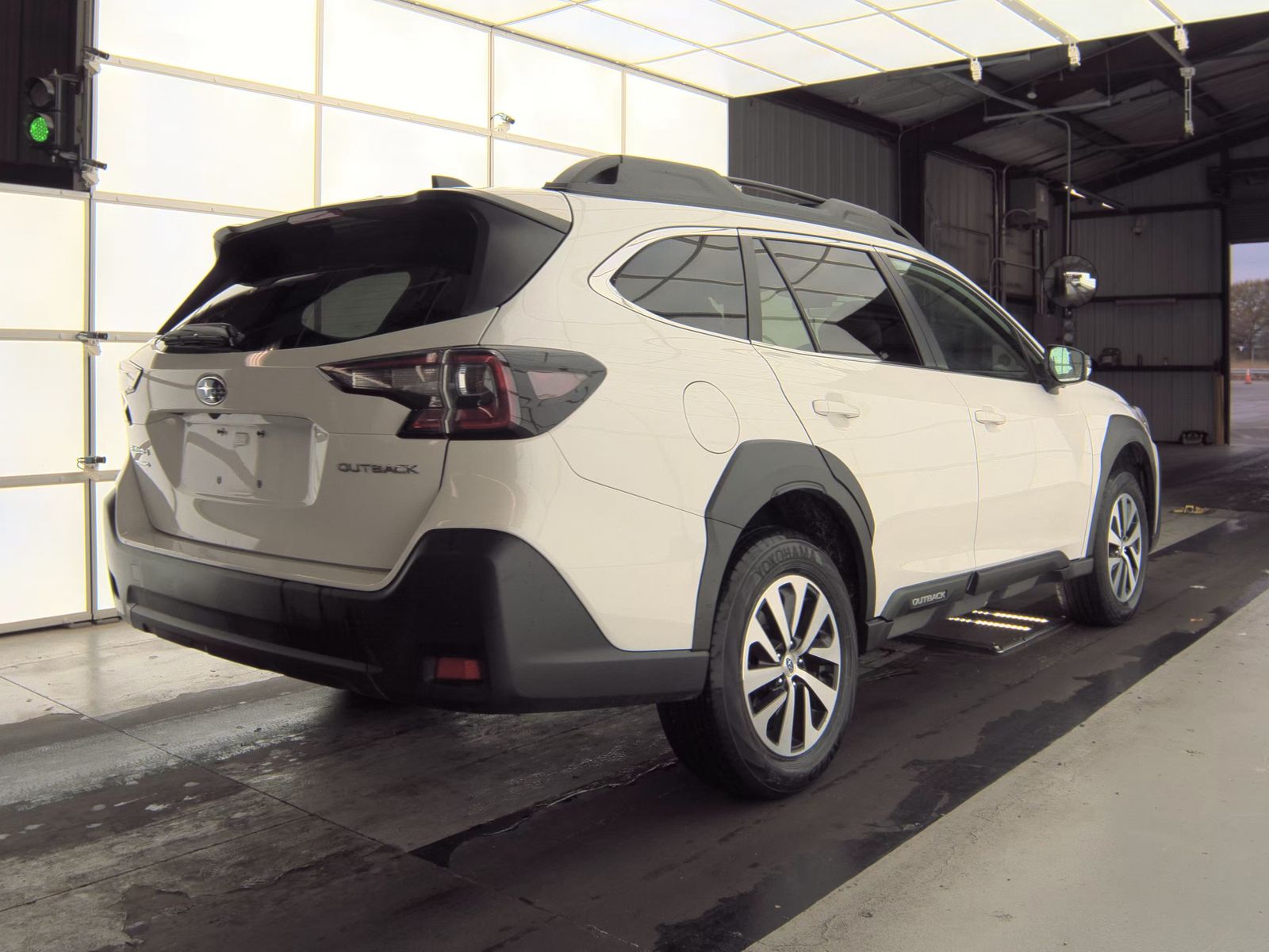 2023 Subaru Outback Premium AWD