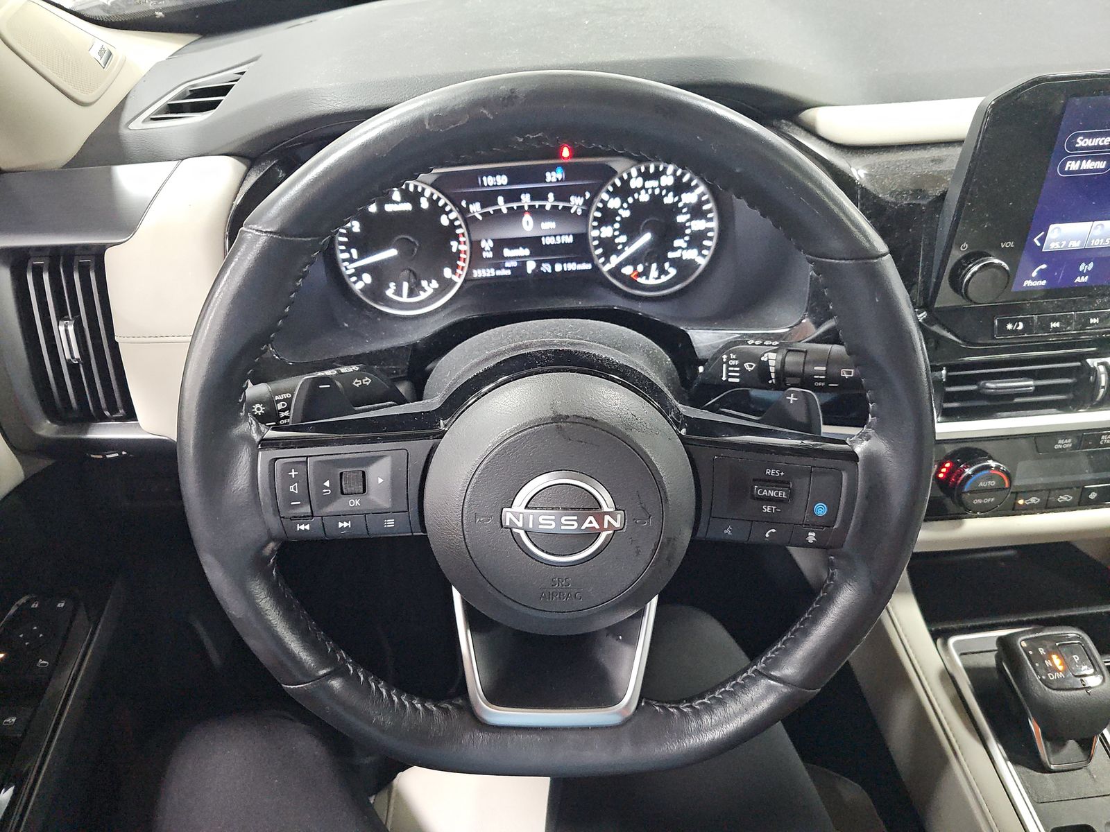 2023 Nissan Pathfinder SL AWD