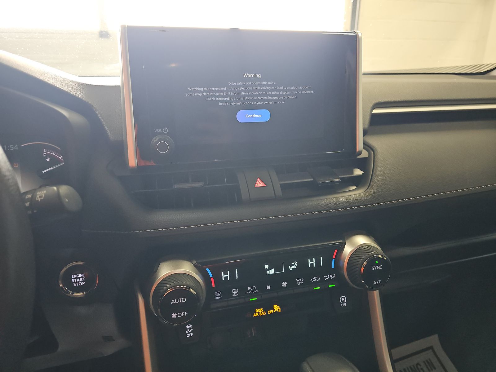 2023 Toyota RAV4 XLE FWD