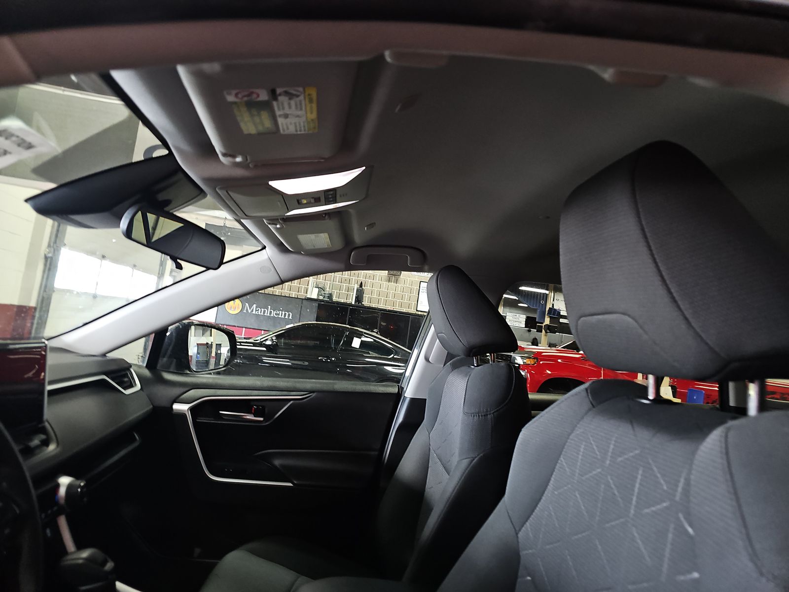 2023 Toyota RAV4 XLE FWD