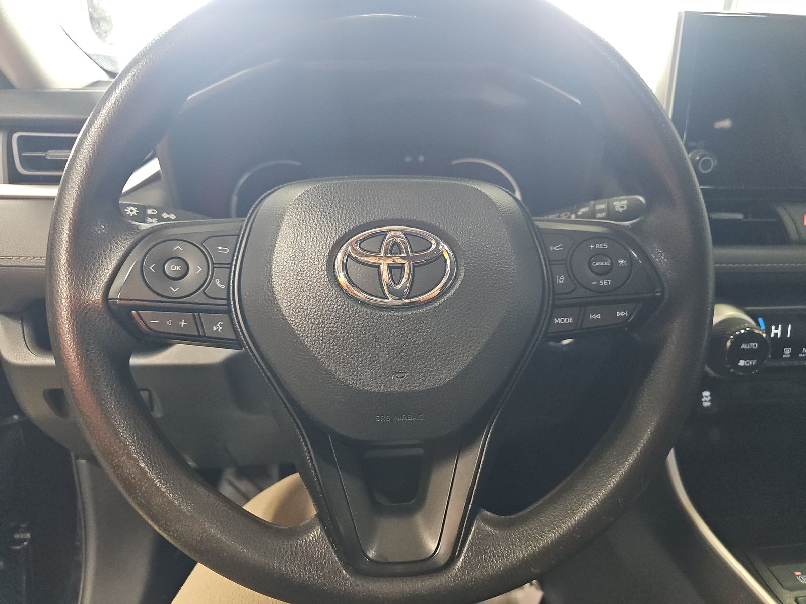 2023 Toyota RAV4 XLE FWD