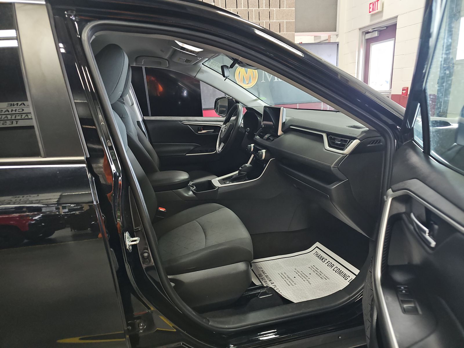 2023 Toyota RAV4 XLE FWD