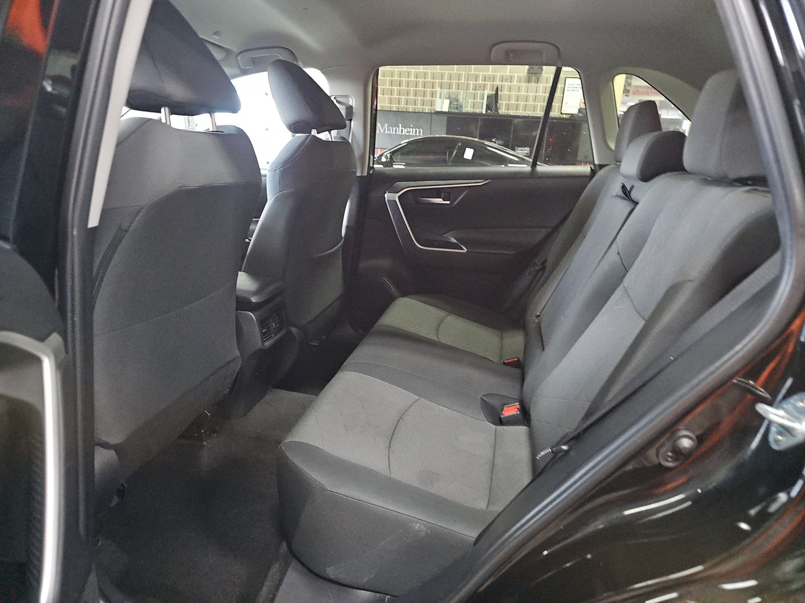 2023 Toyota RAV4 XLE FWD