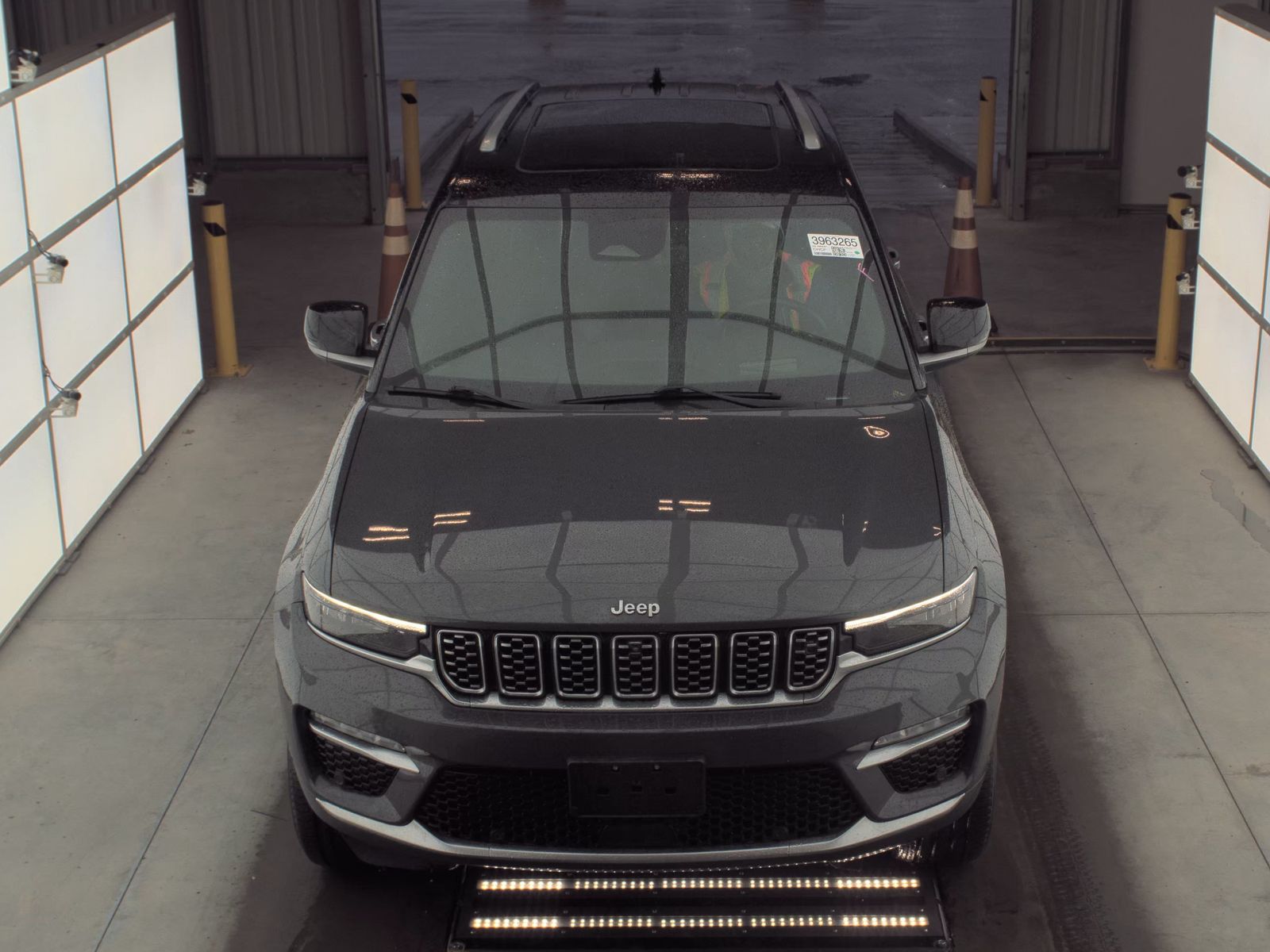 2022 Jeep Grand Cherokee Summit AWD