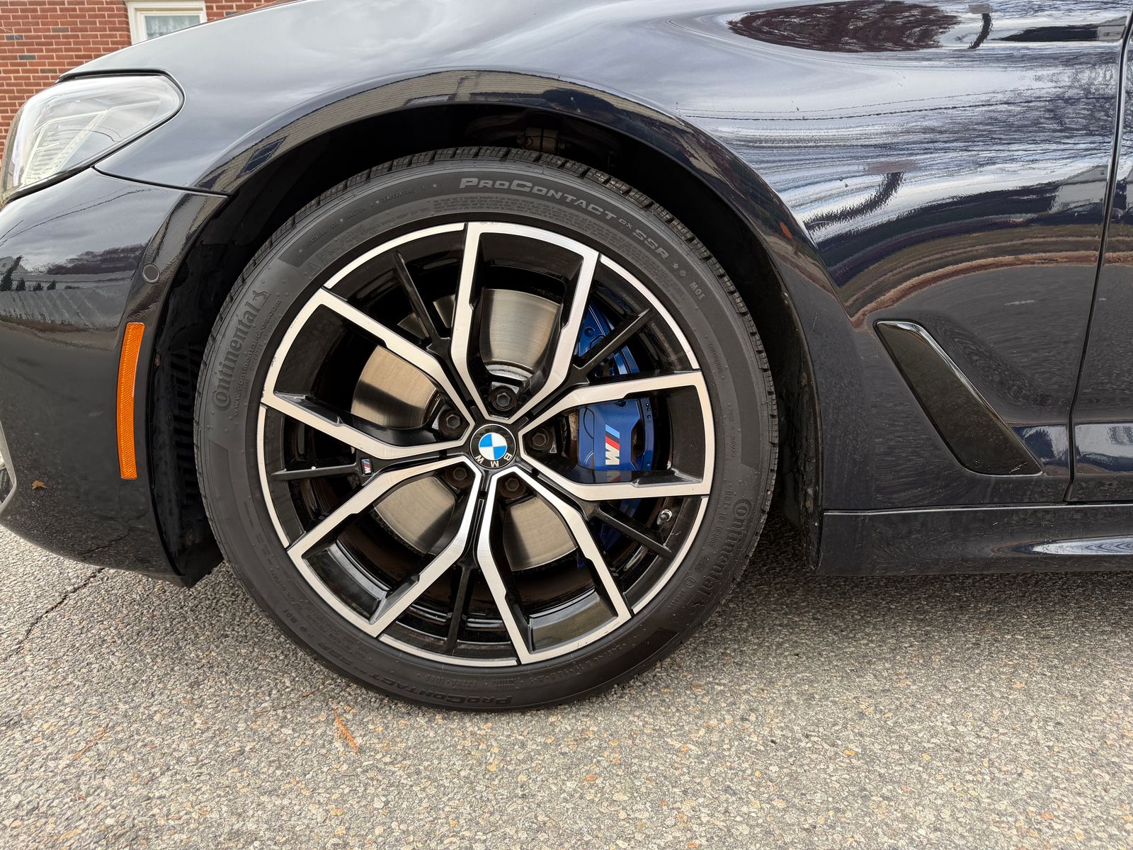 2022 BMW 5 Series M550i xDrive AWD