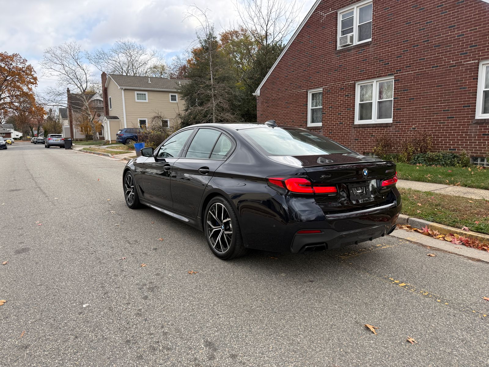 2022 BMW 5 Series M550i xDrive AWD