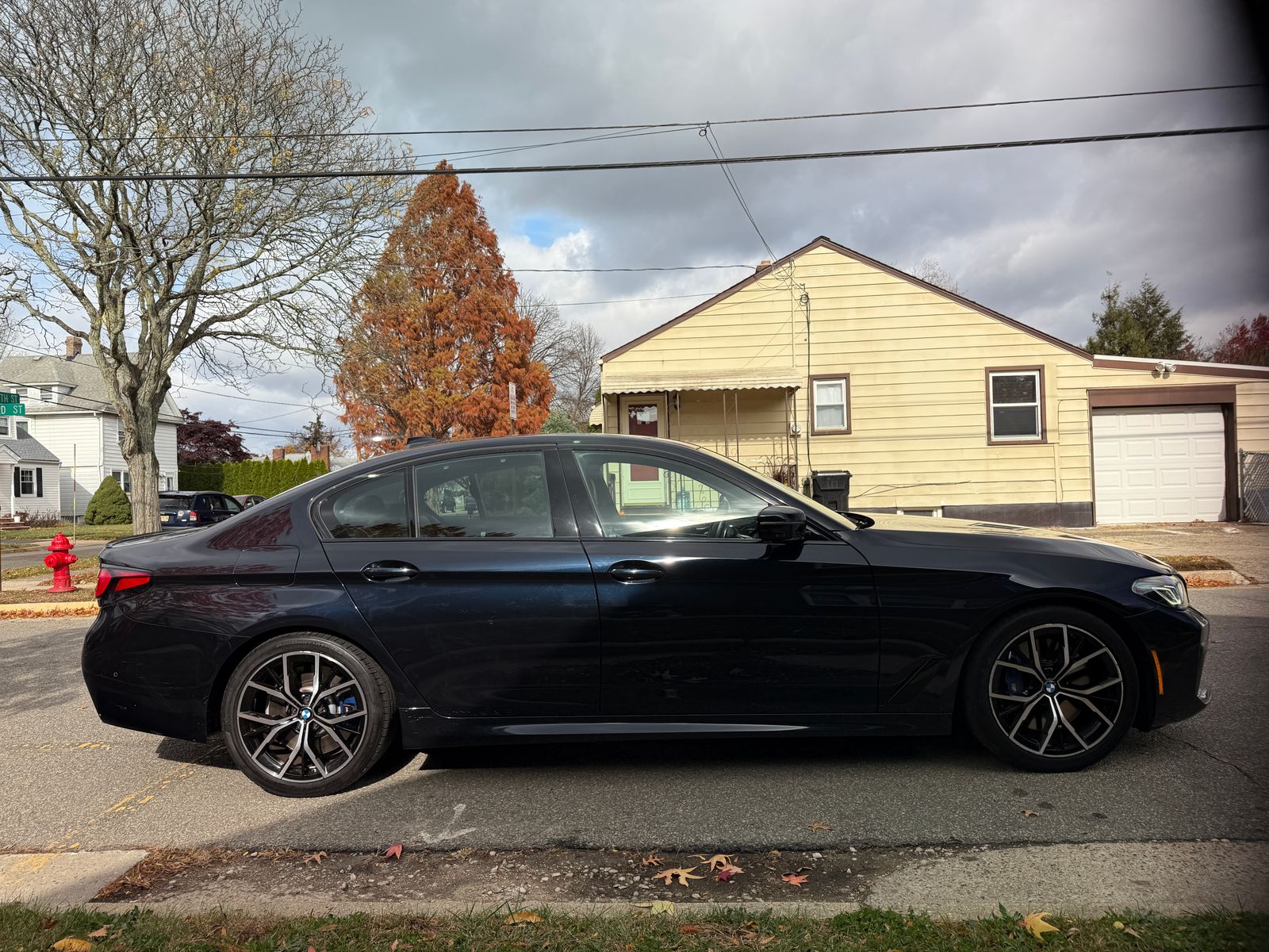 2022 BMW 5 Series M550i xDrive AWD
