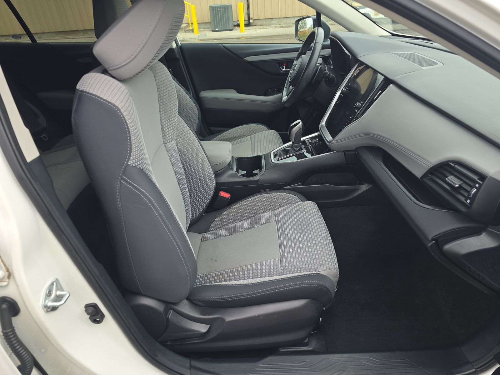 2023 Subaru Outback Premium AWD