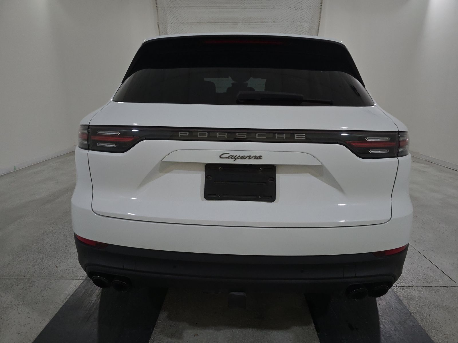 2022 Porsche Cayenne Platinum Edition AWD