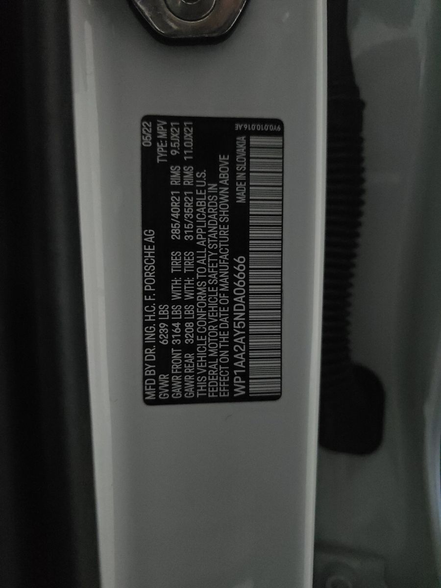 2022 Porsche Cayenne Platinum Edition AWD