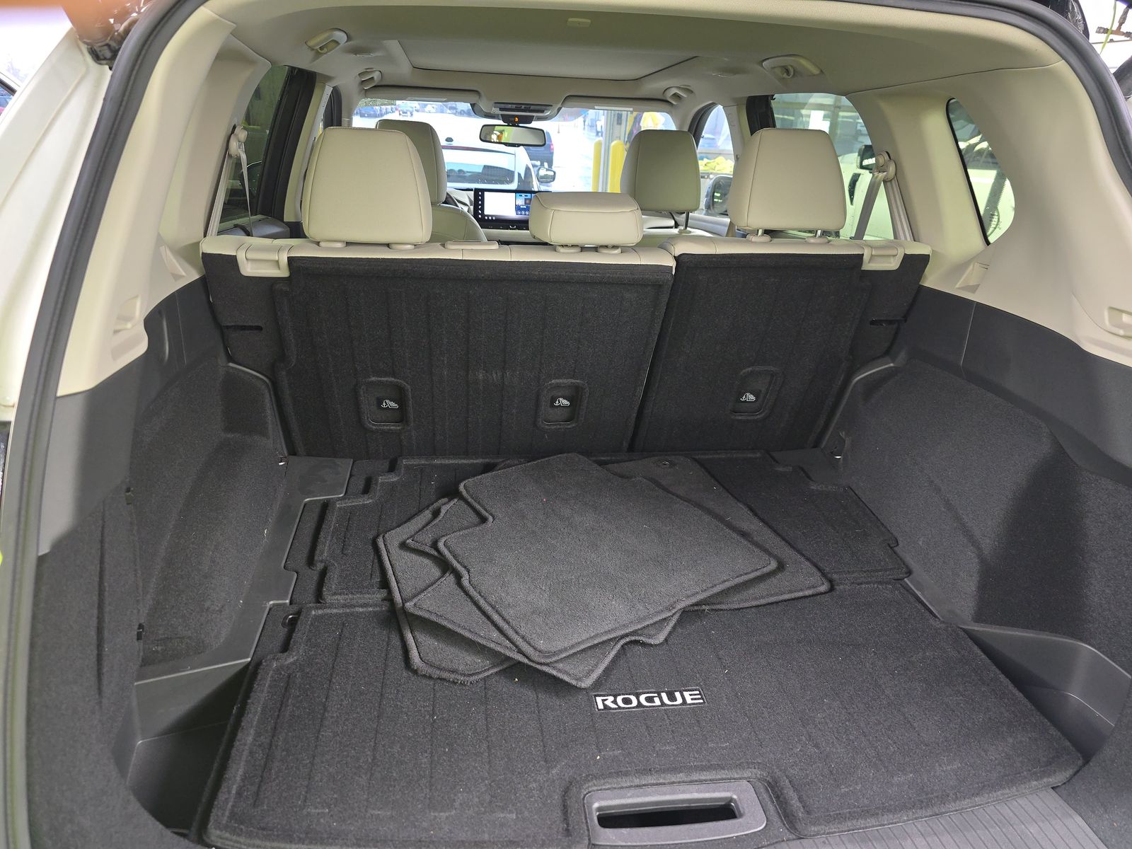 2025 Nissan Rogue SL FWD