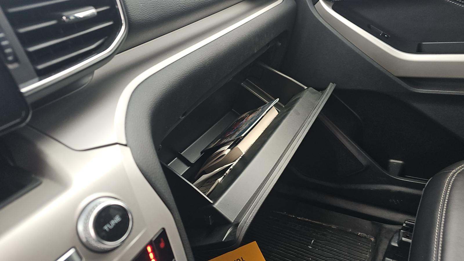 2022 Ford Explorer XLT AWD