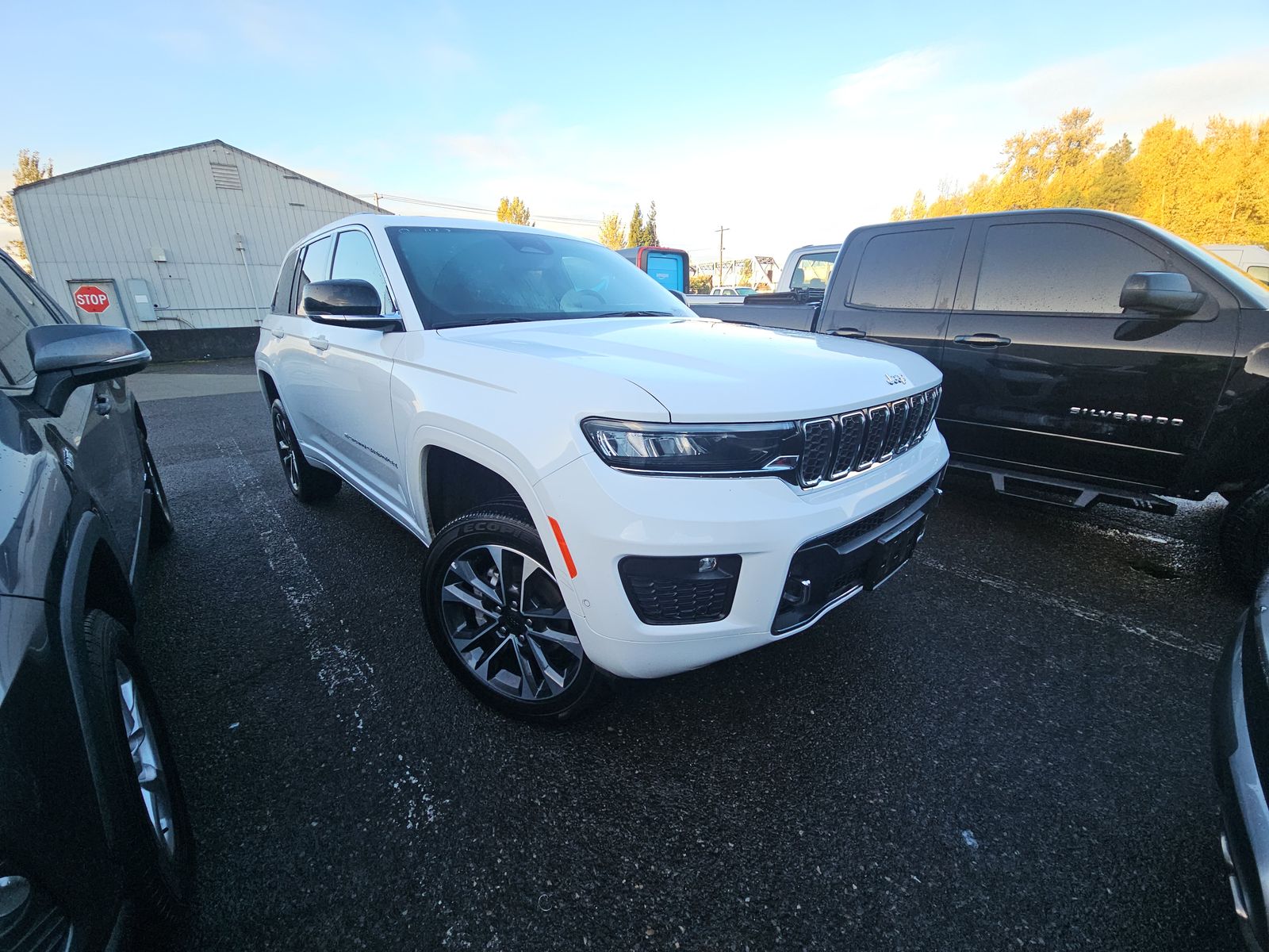 2024 Jeep Grand Cherokee Overland AWD