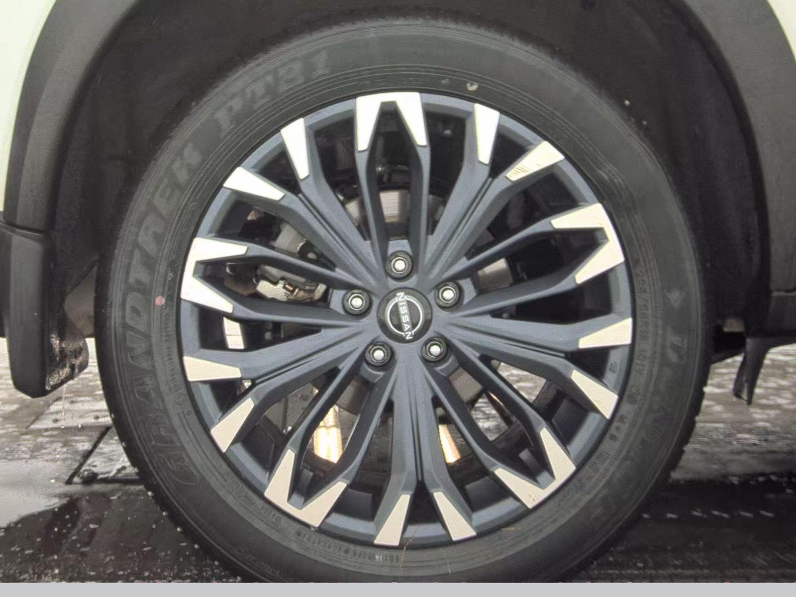 2025 Nissan Rogue SL FWD